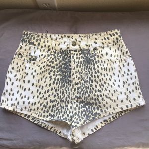 BDG High Rise Cheeky Denim Shorts 🔥